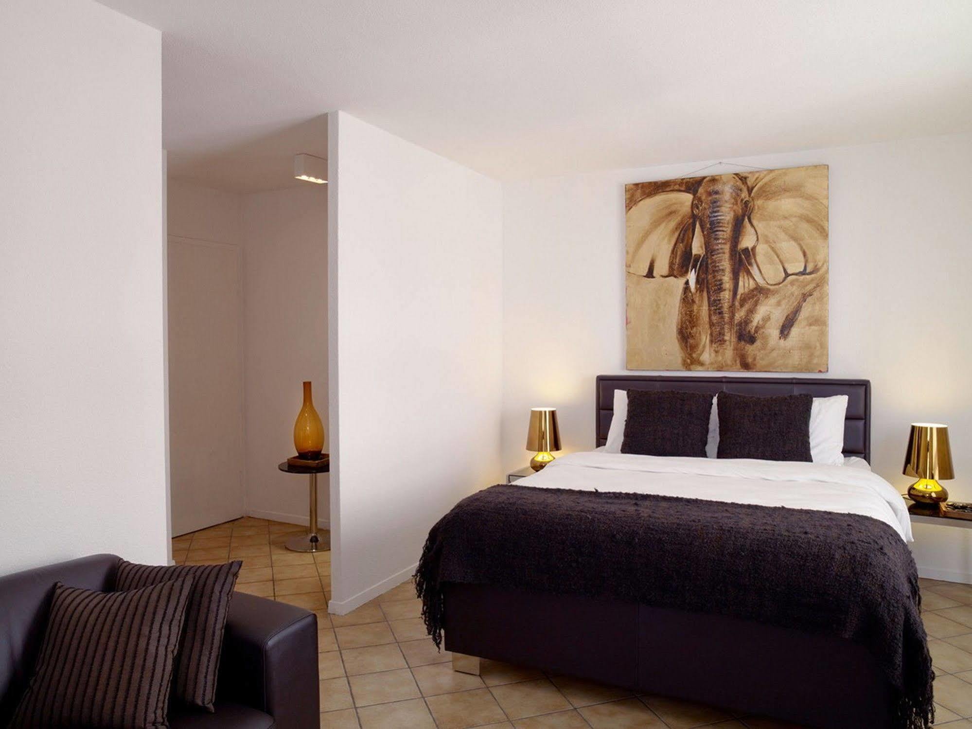 Visionapartments Chemin Des Epinettes - Contactless Check-In لوزان المظهر الخارجي الصورة